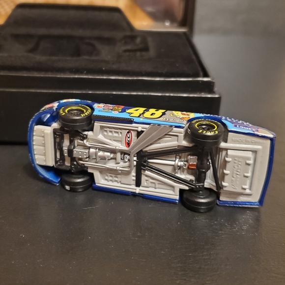 Jimmie Johnson 2003 Chevy Monte Carlo Diecast 1:64 Racecar - Picture 14 of 17